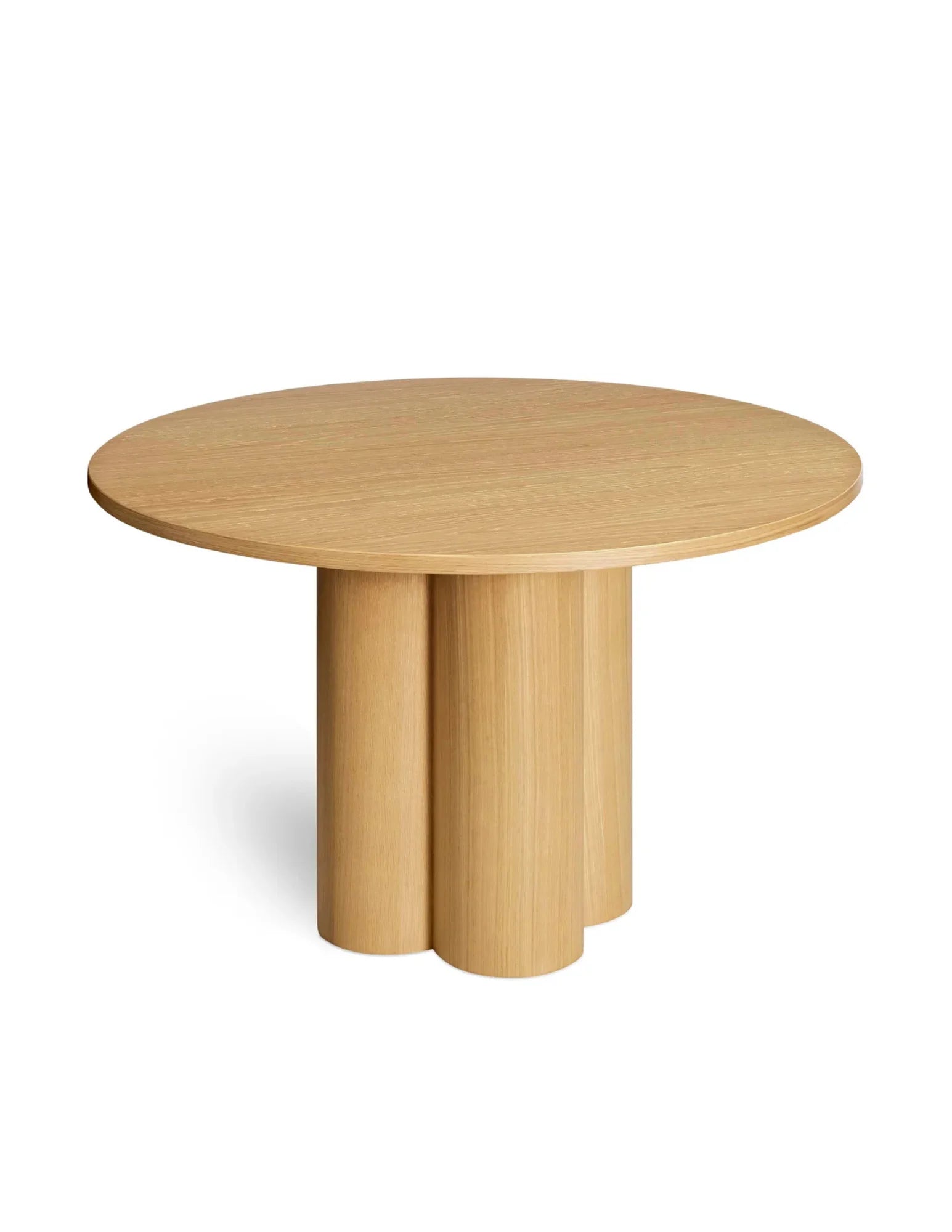 4/4 wooden round dining table in natural oak finish